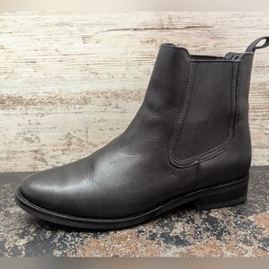 Womens Thursday Chelsea Boots Sz 9 Used Black Leather Comfort Casual